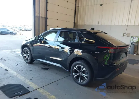 2025 Toyota Bz4X Xle from USA, damaged, VIN JTMABACA1SA093018